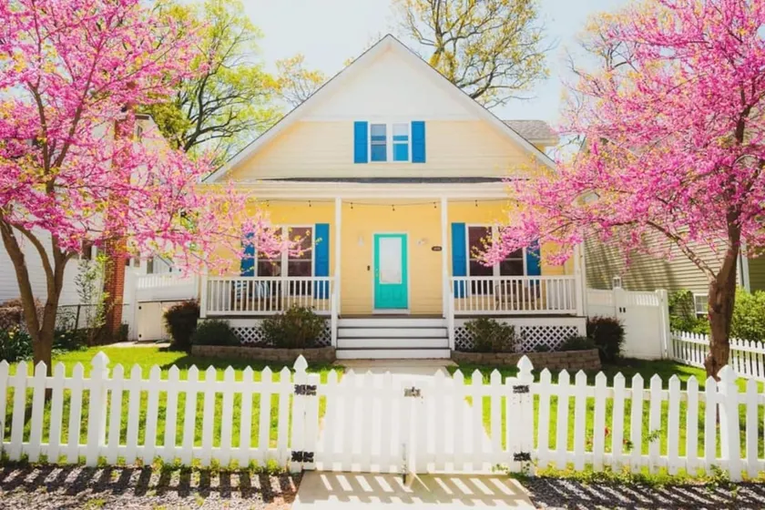 Huge 4 BR Beach House | Fire Pit | Fenced Yard - Image 1