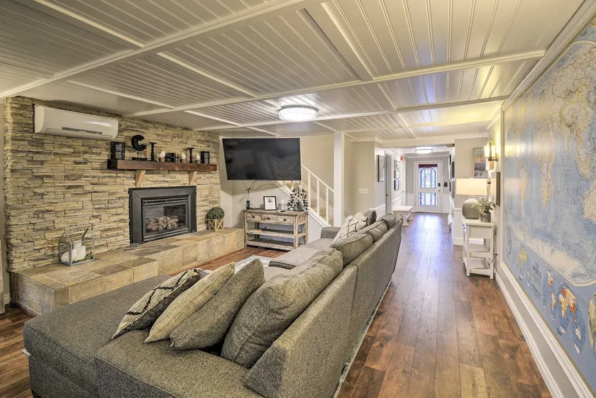 Spacious Home w/ Yard, 20 Miles to Olympic NP - Image 1
