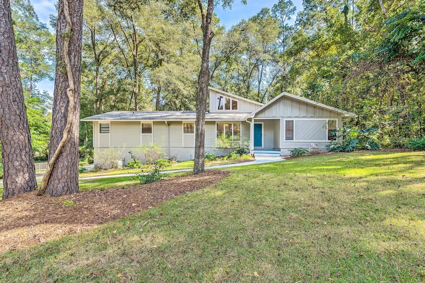 Walk to UF: Family Home w/ Patio! - Image 1