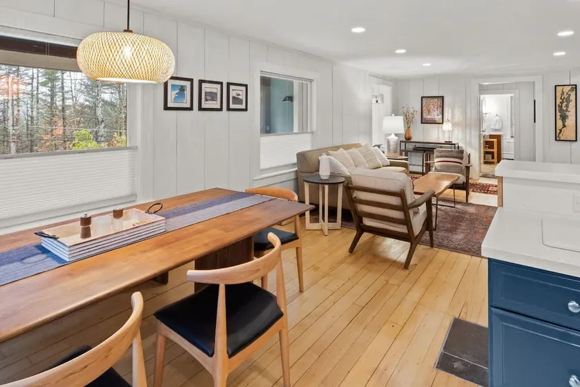 Stylish four bedroom close to Main street Stowe - Image 1