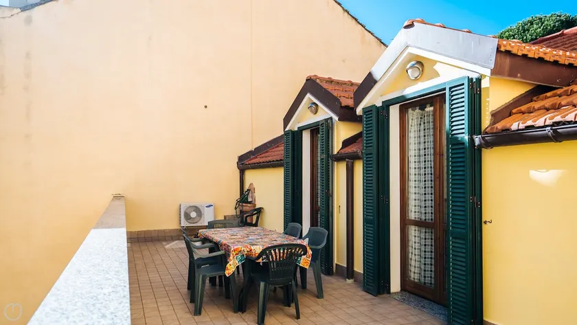 Viale Hambury 51 - Image 1