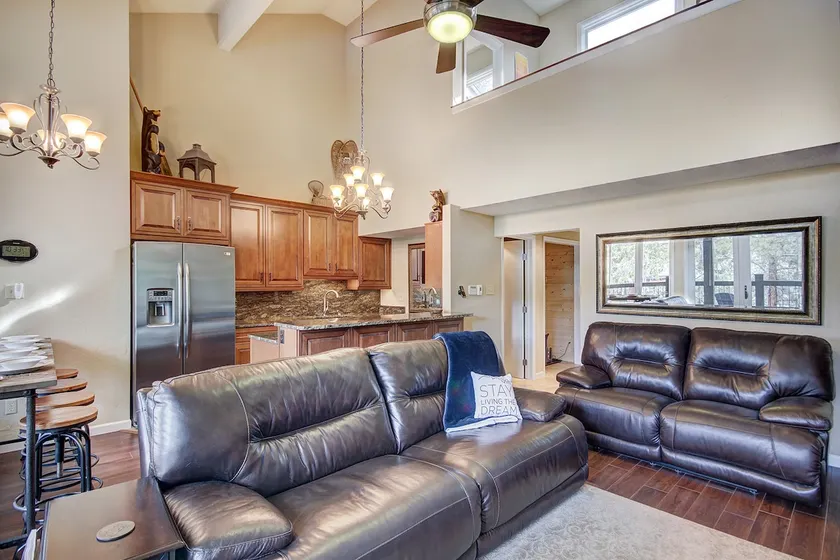 Downtown High End with Hot Tub/Pool and Slopes - Image 1