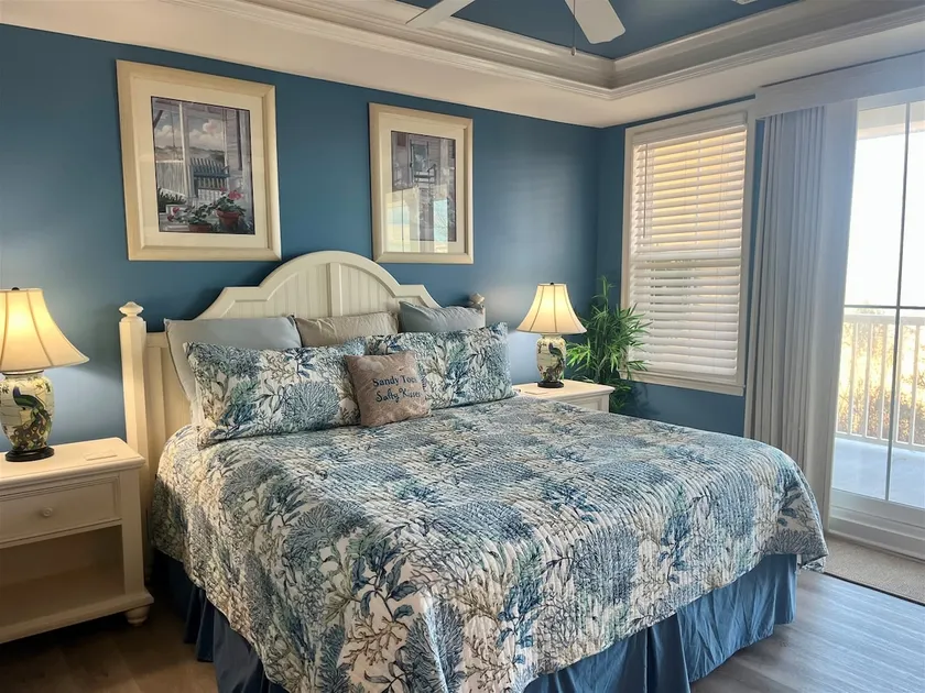 Beautiful condo 67th, FREE Linens/Towels, Beach Chairs & Cart included, 2 POOLS! - Image 1