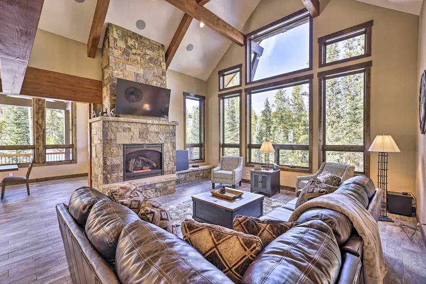 3 Fireplaces & Mtn View: Luxe Home in Breckenridge - Image 1