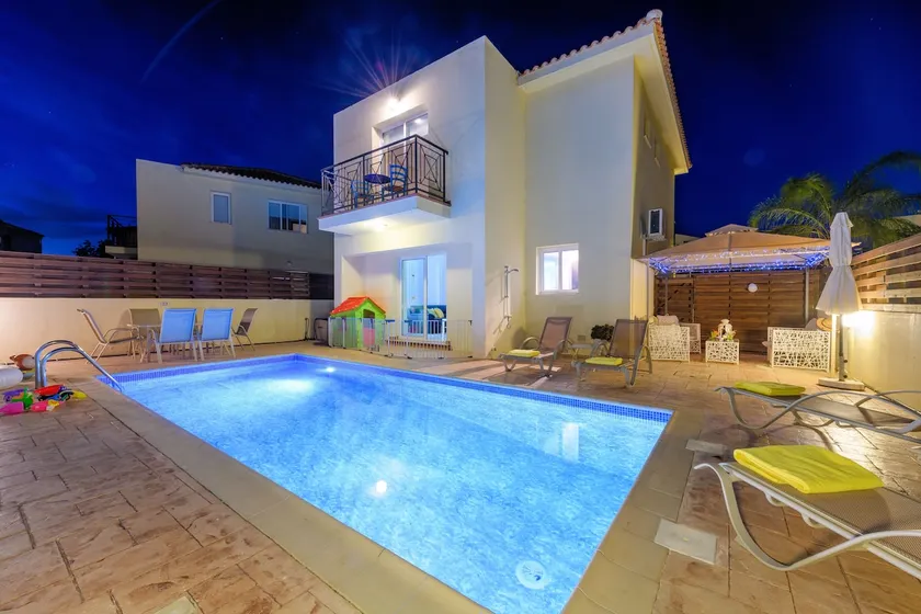 Villa Emily 3 Bedrooms - Image 1