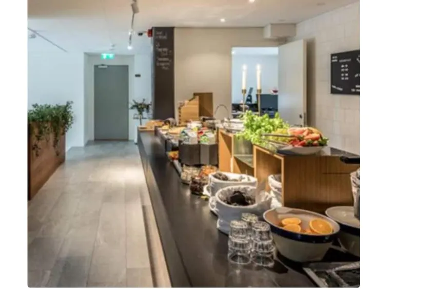 Modern apartment 40 sqm near central Stockholm. - Image 1
