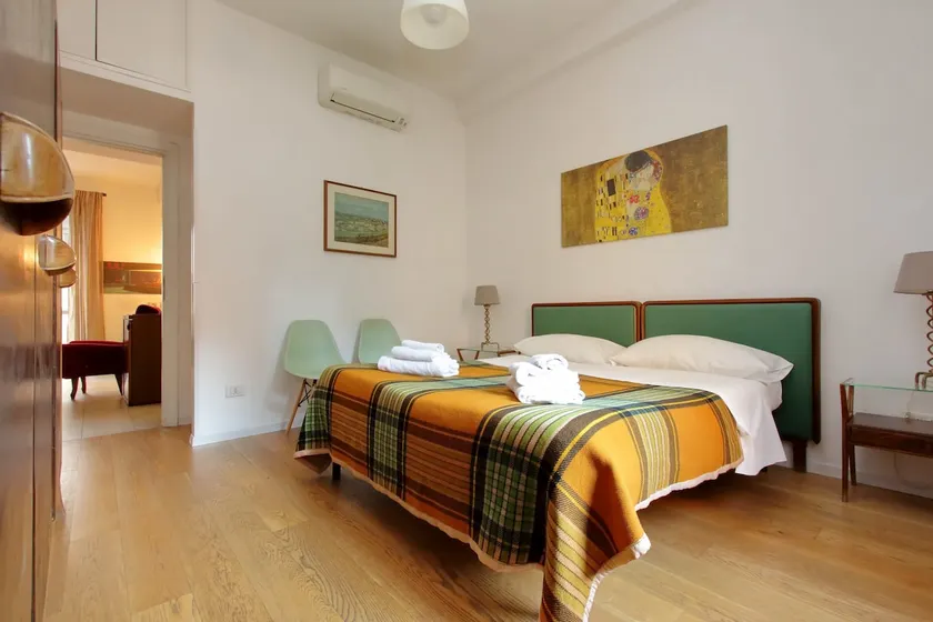Hotel Trastevere - Image 1