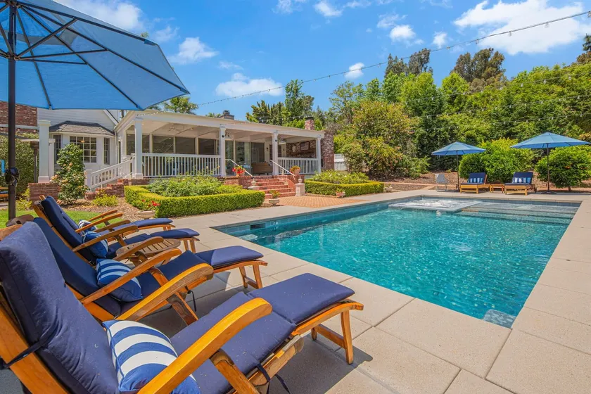 A Little Bit of Heaven near Rancho Santa Fe with a pool! - Image 1