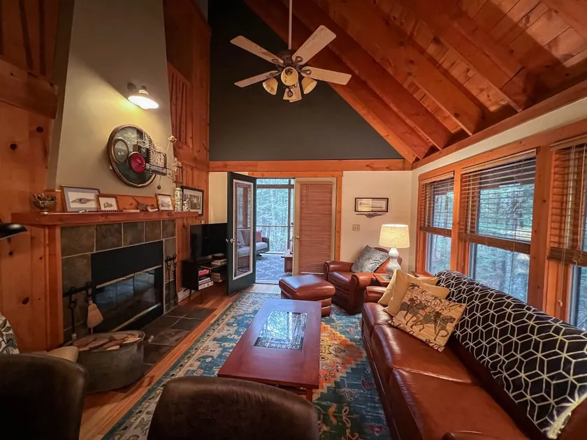 Still Life Cottage @ Brickyard Creek, Bayfield - Image 1