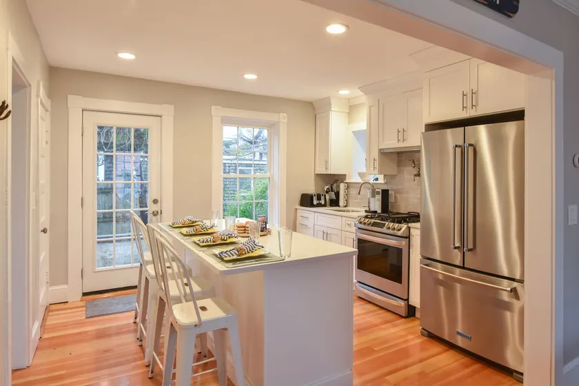 Centrally Located Home w Patio Fire Pit - Image 1