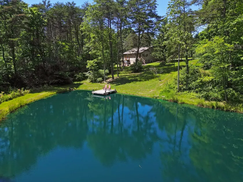 Boondocks Bungalow | Hocking Hills, 18 Acres, Pond - Image 1