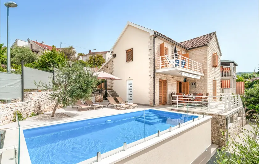Amazing Home In Supetar - Image 1