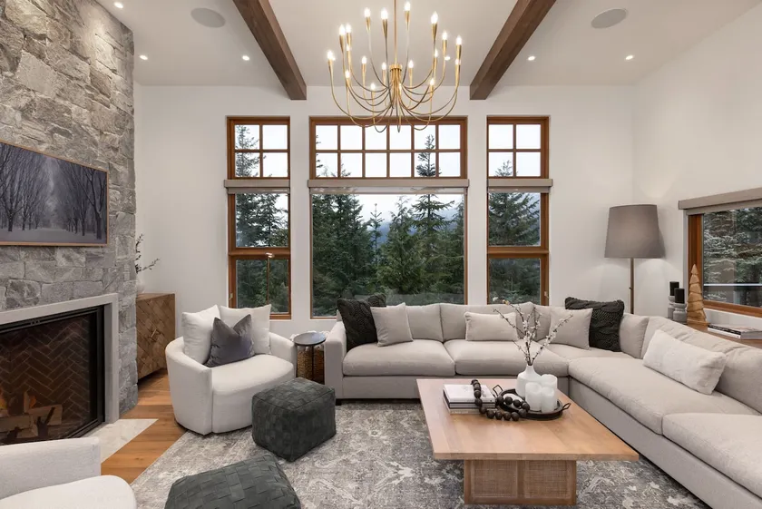 Luxury ski townhome w/ hot tub & fireplace - Image 1
