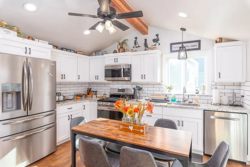 charming 2-bedroom pioneer home near brian head ski resort and national parks in parowan, utah - Image 1