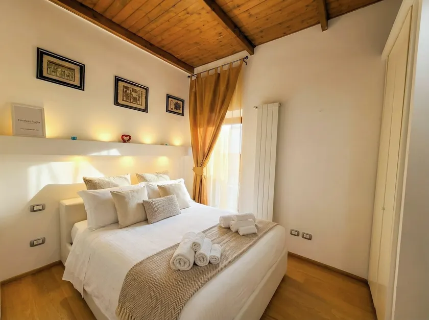 Tatiana - Historic Home with Private Rooftop Terrace - Image 1
