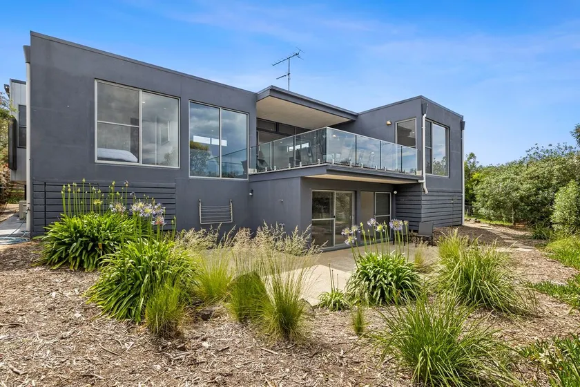 Aireys Sunset Beach House - A Stunning View home - Image 1