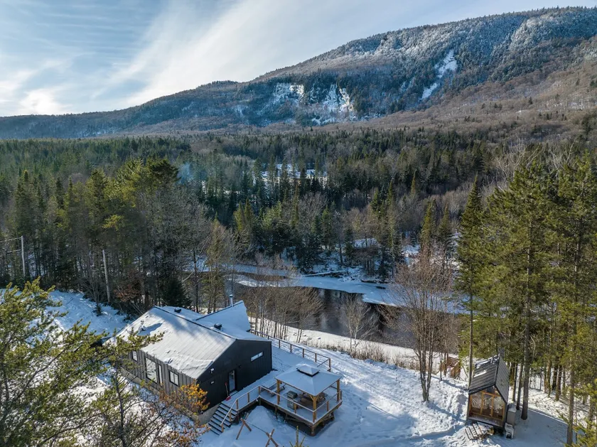 P'tit Plateau | View |River |Sauna |EV Charger - Image 1