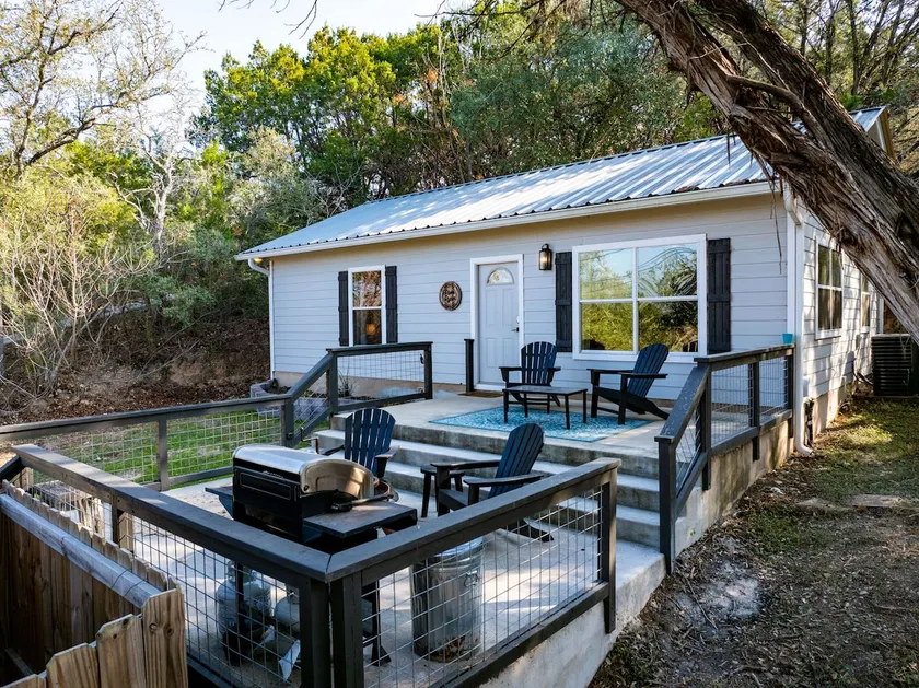 Pet-Friendly Cabin | River Access, Grill & Firepit - Image 1