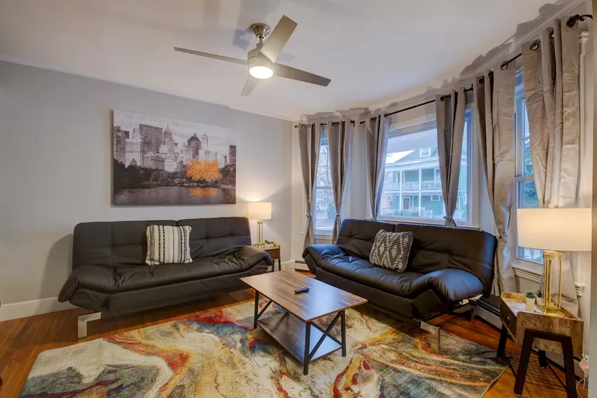 Spacious 2bd/1ba in Dorchester 1621 - Image 1
