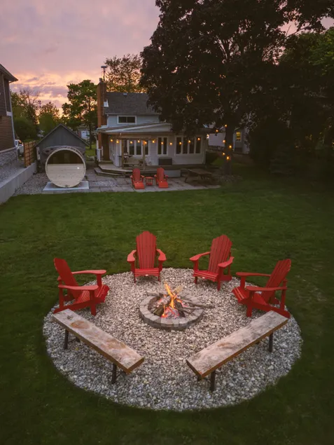 Sauna, stunning Lake Erie view, lakefront retreat - Image 1