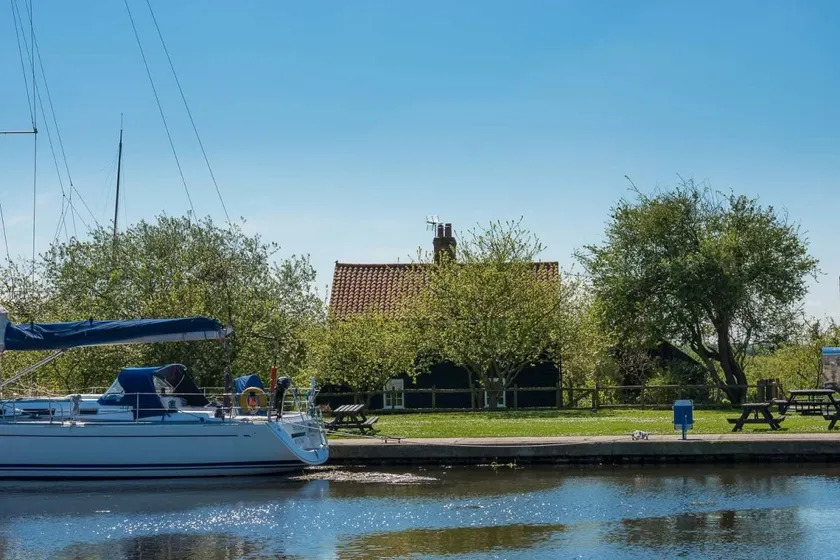 Navigation Cottage on the Historic Sea Lock overlooking the Nature Reserve - Image 1
