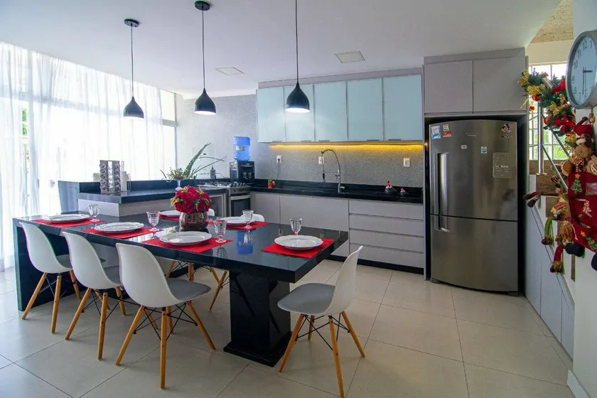 House with swimming pool 15 minutes from Beto Carreiro Park - Image 1
