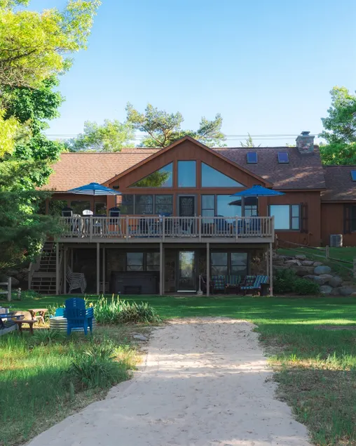 Sand Point Log Cabin - Image 1