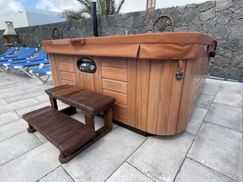 Tony´s Luxury Villa, heated pool,wifi - Image 1