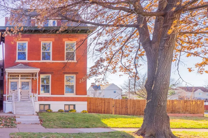 Amazing STL Retreat ABODEbucks - Image 1