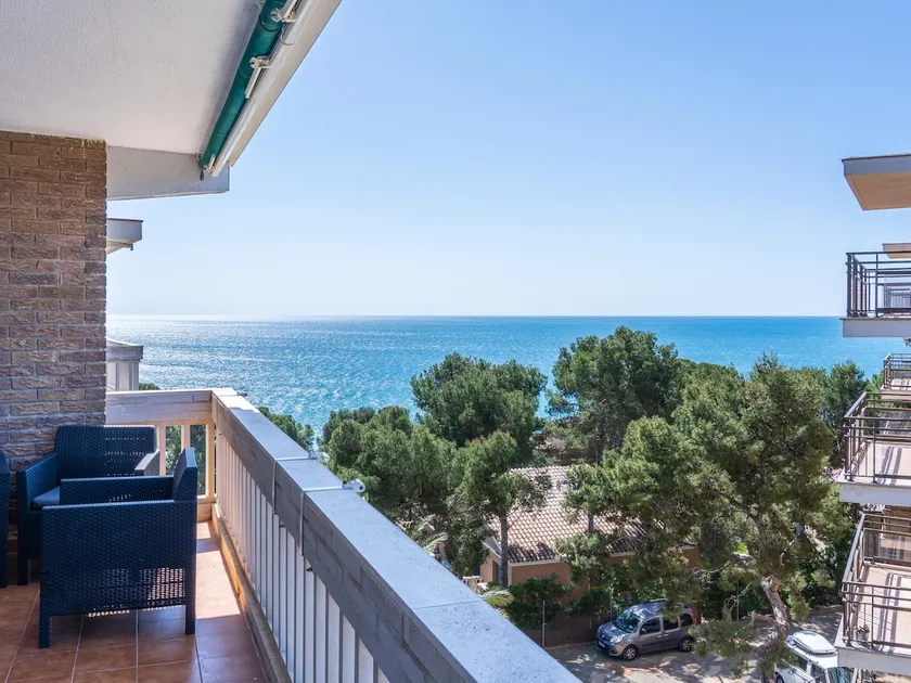 Apartment with sea views only 9km Port Aventura - Image 1