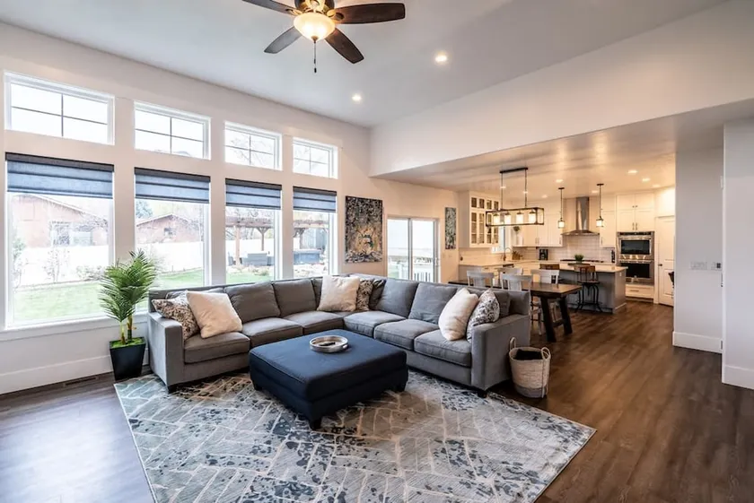 Pristine New*Home w/Hot Tub , 4 Bd 3.5 bth|Slps 18 - Image 1