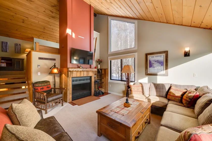 Lincoln Condo w/ Balcony & View < 2 Mi to Loon Mtn - Image 1
