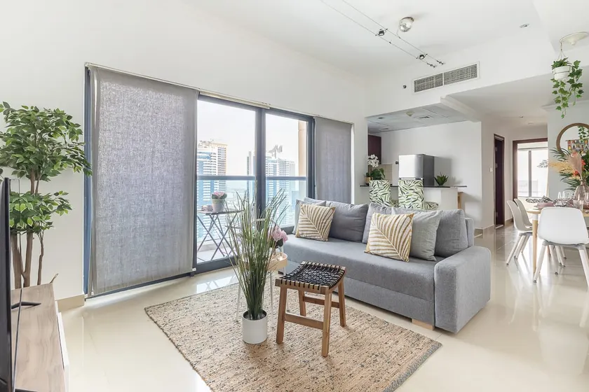 Light & Contemporary 1BR in Marina - Sea Views! - Image 1