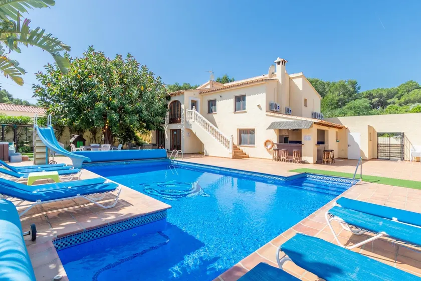 Villa \"Casa Emilia\" avec piscine, jardin et Wi-Fi - Image 1