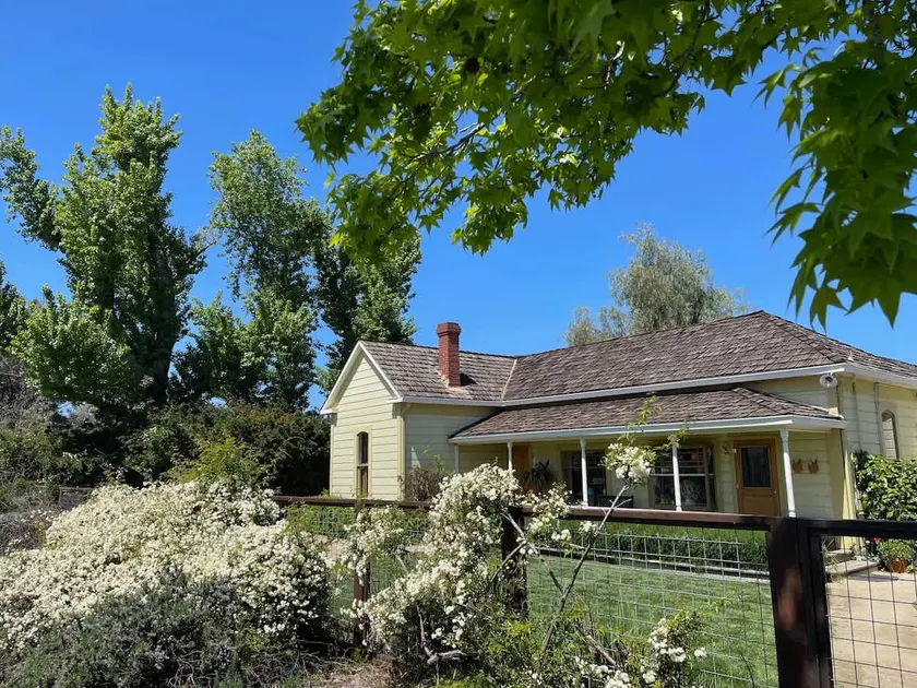 PepperTree House - Image 1