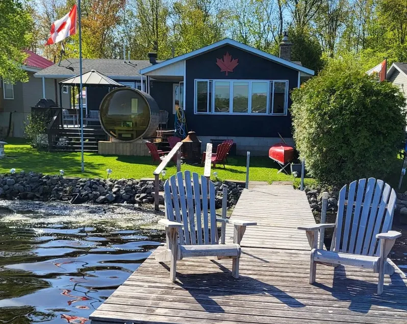 Rideau River Retreat - Waterfront Home - Image 1
