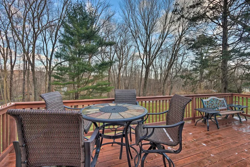 Family-Friendly Woodbury Home with Yard + Deck! - Image 1