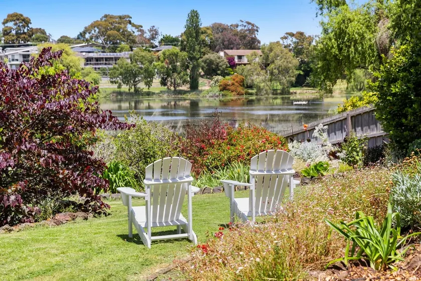 Bellarine Lake House Ocean Grove - Image 1