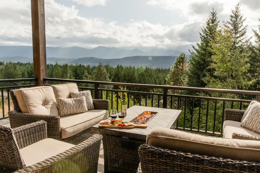 Dreamy Views, Pool Access, Game Room, Fire Pit - Image 1