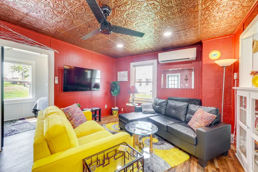 Homey Cottage with Sunroom & Smart TV! - Image 1