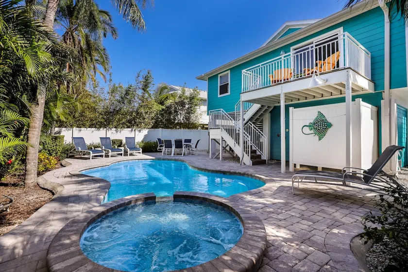 Spacious Home with Pool and Spa - Beach You To It - Image 1