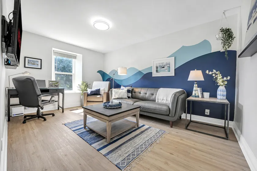 Harbour House - Image 1