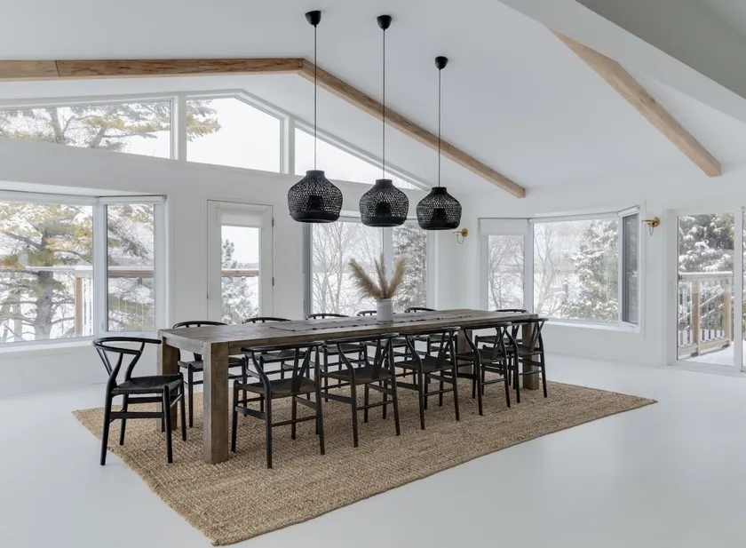 The Dylan | 4 Bedrooms | 8 Guests | Hot Tub | Waterfront - Image 1