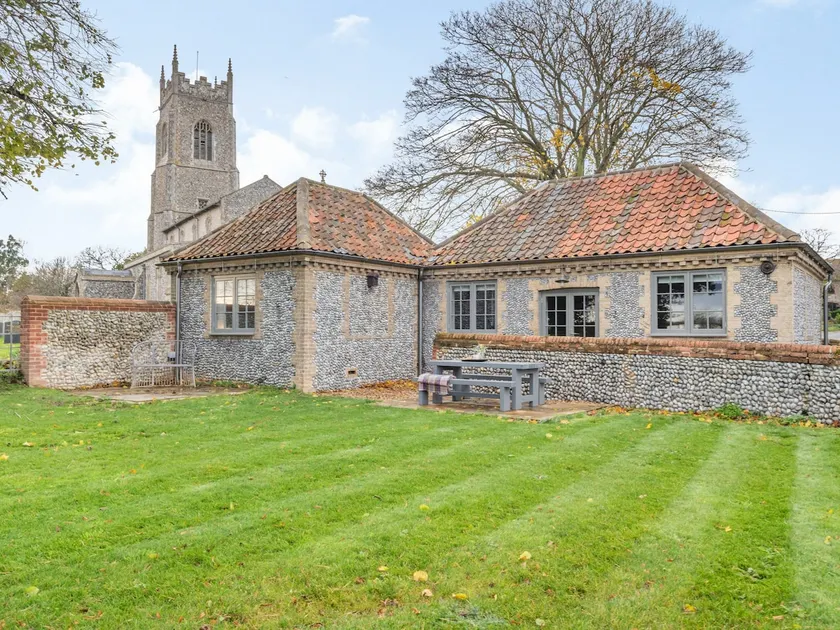 Church Rooms - Image 1