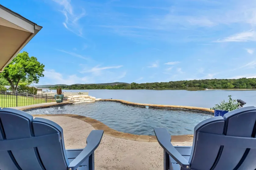 Llano Vista - Seeufer mit Pool, Bootslift & Ausblick - Image 1