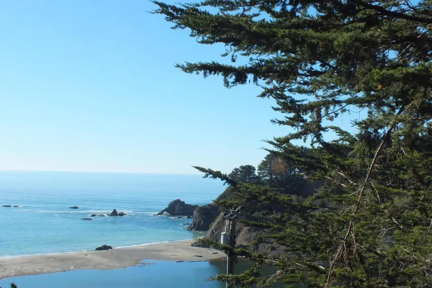 Rio Luna - Where the Majestic Navarro River Meets the Rugged Pacific Ocean - Image 1