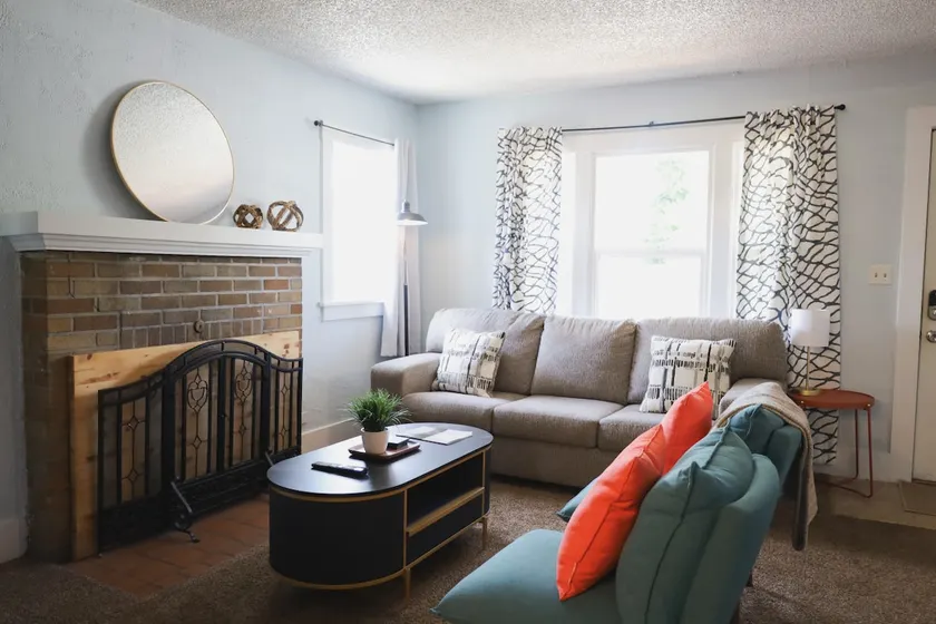 Cozy Comfort Minutes From Downtown Klamath Falls - Image 1