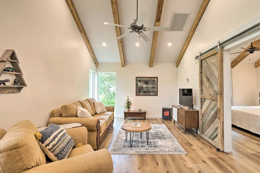 Trendiges Palm City Cottage mit Veranda auf 5 Hektar! - Image 1