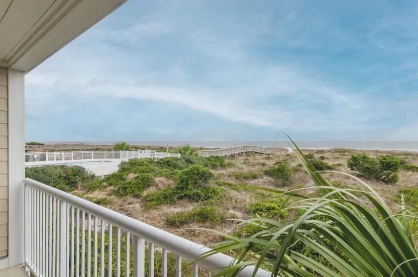 Upgraded Oceanfront 3BR in WrightsvilleDunes -W304 - Image 1