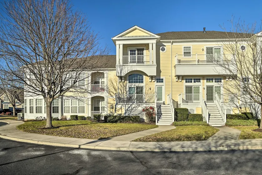 2 Mi to Bethany Beach: Condo w/ Deck & Pool Access - Image 1